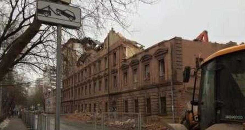 “Черная книга” Собянина: за 7 лет в Москве снесено 159 памятников | Пикабу