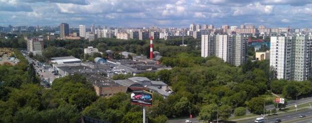 В ПРОМЫШЛЕННОЙ ЗОНЕ NO 50 АЛТУФЬЕВСКОЕ ШОССЕ ПРОВОДИТСЯ РЕНОВАЦИЯ ЖК