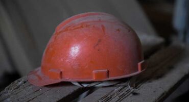 Об утверждении списков и очередности сноса аварийного и непригодного для постоянного проживания жилищного фонда города Брянска, подлежащего переселению от 18 декабря 2015 –